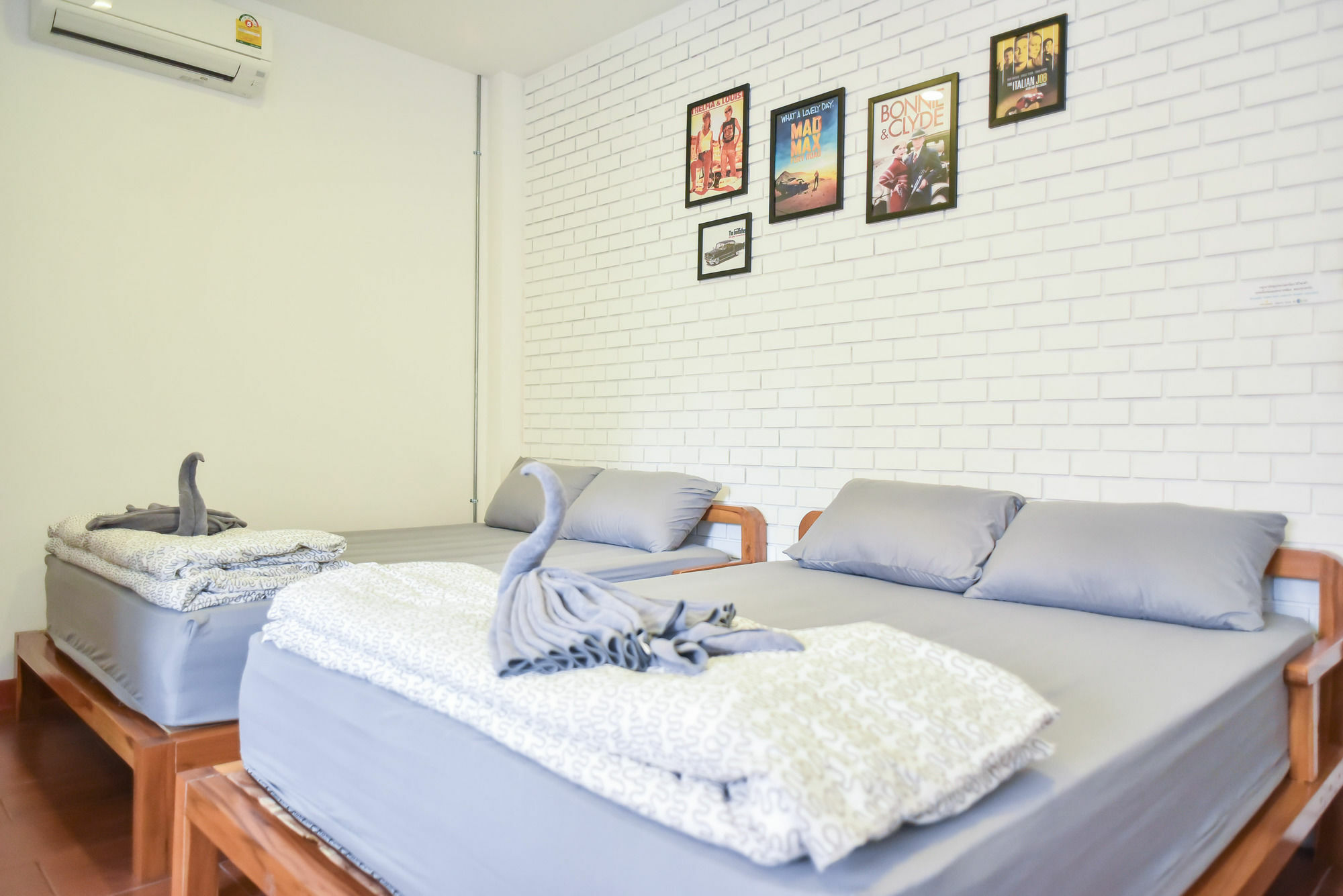 Hotel The Garage Chiang Rai Zewnętrze zdjęcie